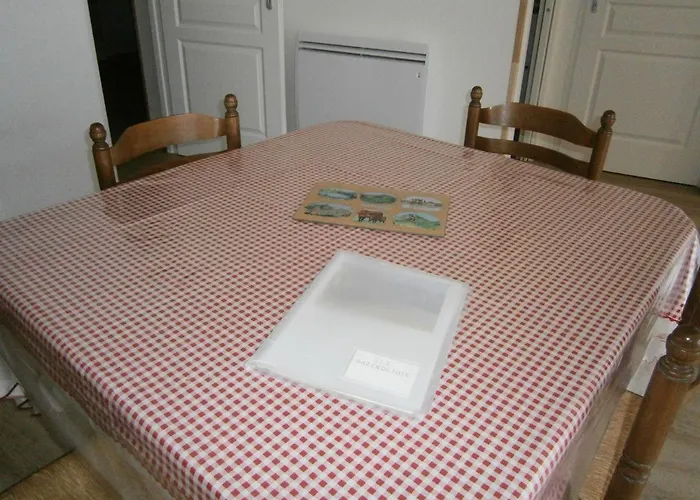 Maison Ossature Bois Шале Ла-Бурбуль